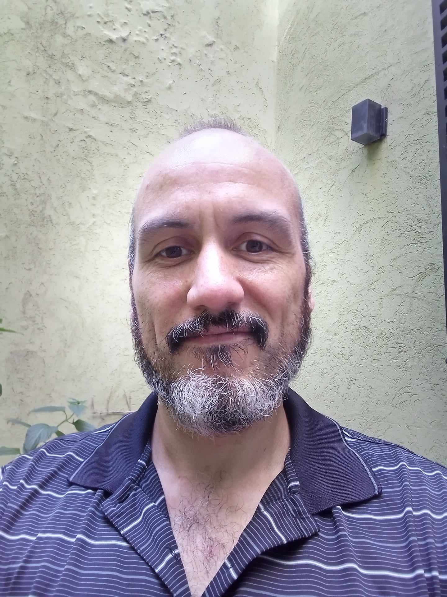 Leonardo G.